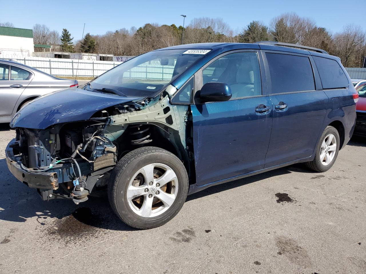 TOYOTA SIENNA 2011 5tdkk3dc9bs046645