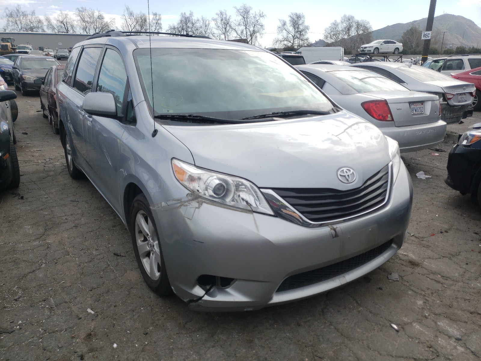 TOYOTA SIENNA LE 2011 5tdkk3dc9bs066071