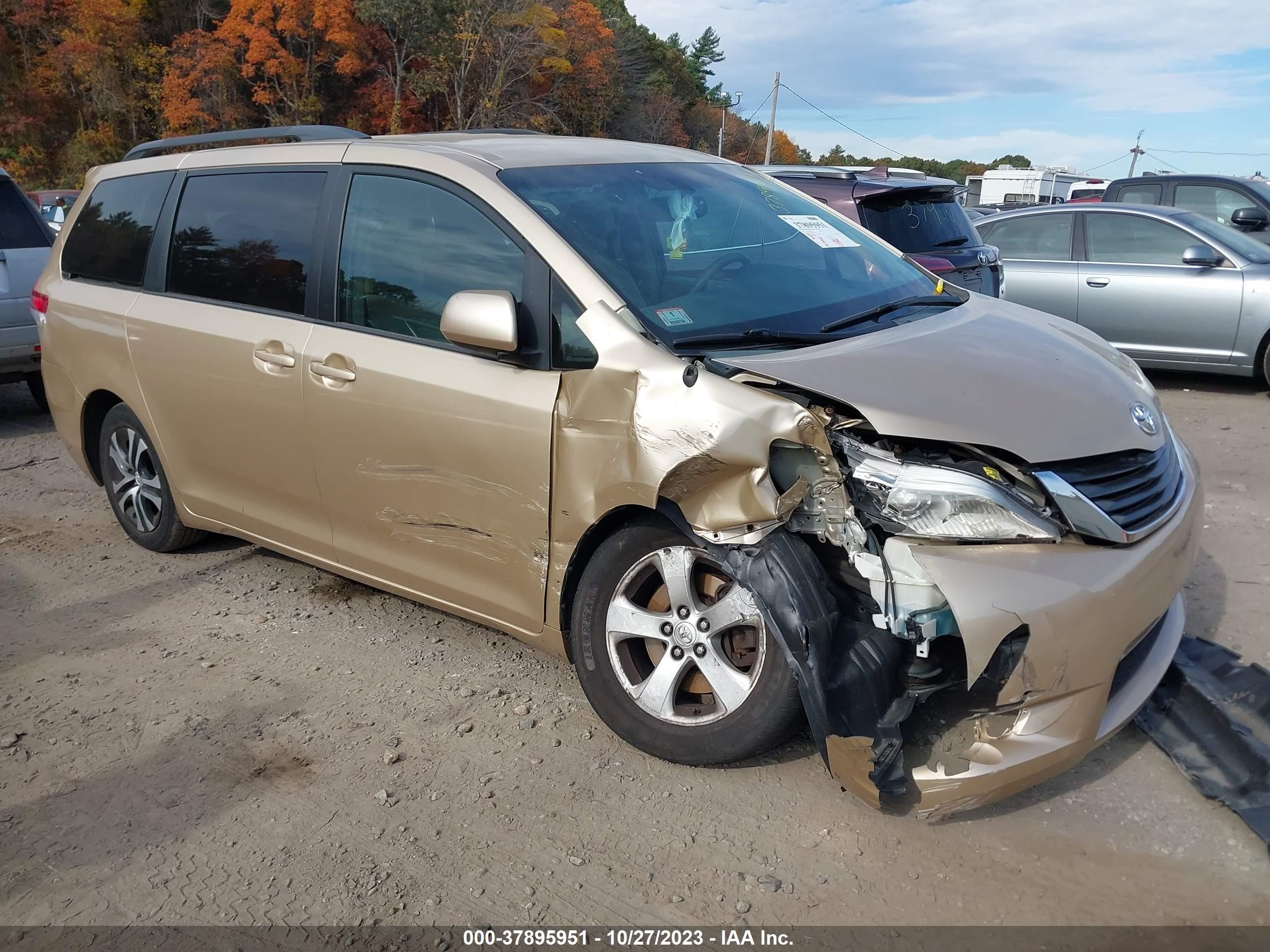 TOYOTA SIENNA 2011 5tdkk3dc9bs086093