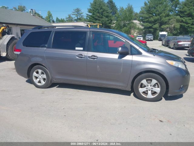 TOYOTA SIENNA 2011 5tdkk3dc9bs098325