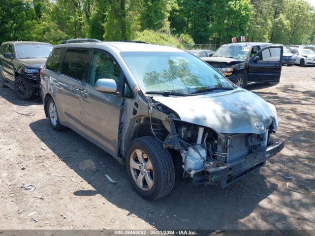 TOYOTA SIENNA 2013 5tdkk3dc9ds328402