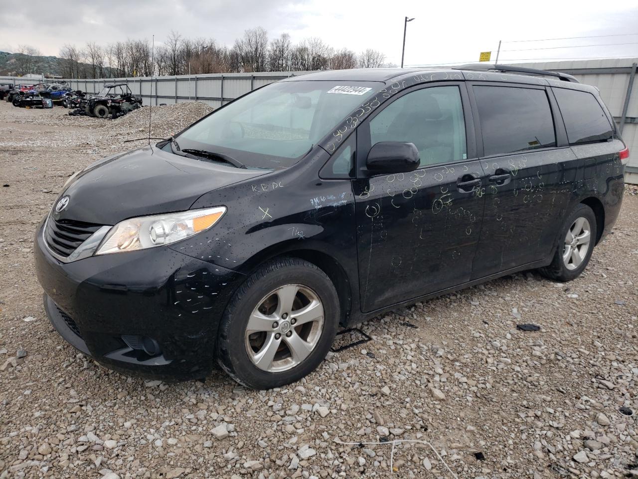 TOYOTA SIENNA 2013 5tdkk3dc9ds347077