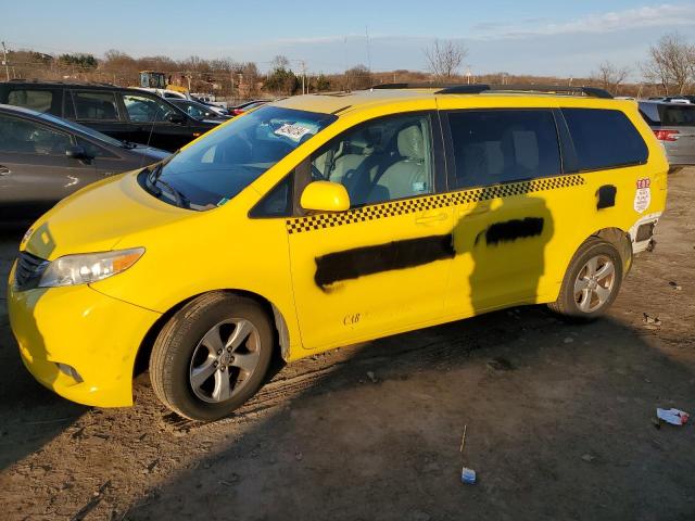 TOYOTA SIENNA LE 2013 5tdkk3dc9ds356720