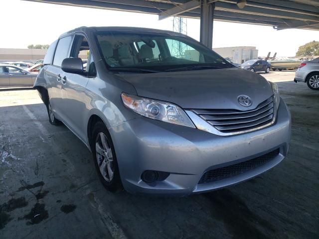 TOYOTA SIENNA LE 2016 5tdkk3dc9gs696194