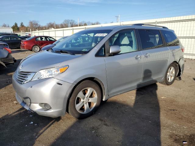 TOYOTA SIENNA LE 2016 5tdkk3dc9gs697328