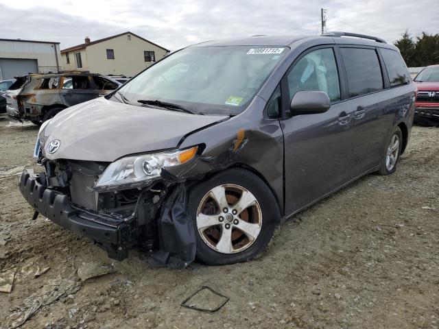 TOYOTA SIENNA LE 2016 5tdkk3dc9gs726844