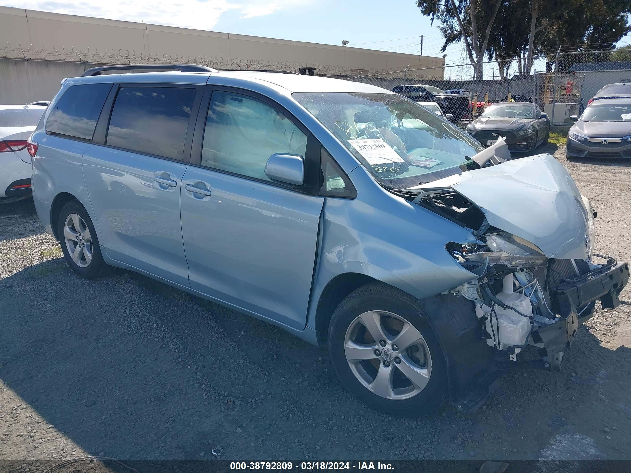 TOYOTA SIENNA 2015 5tdkk3dcxfs535738