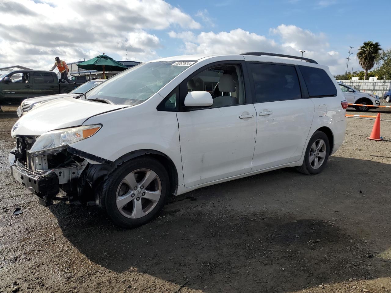 TOYOTA SIENNA 2015 5tdkk3dcxfs629893