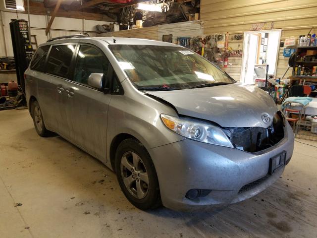 TOYOTA SIENNA LE 2016 5tdkk3dcxgs738078