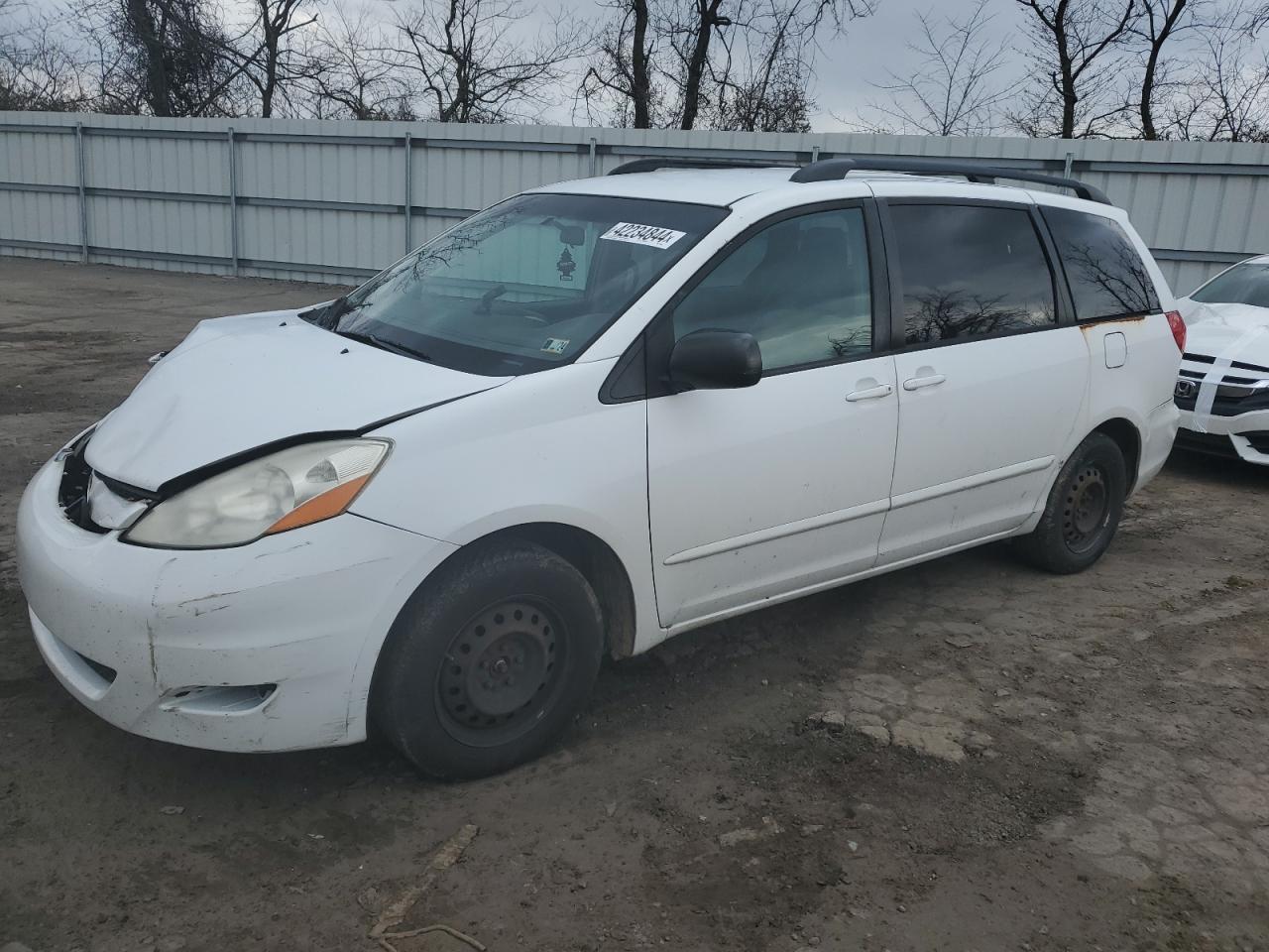 TOYOTA SIENNA 2010 5tdkk4cc0as332728