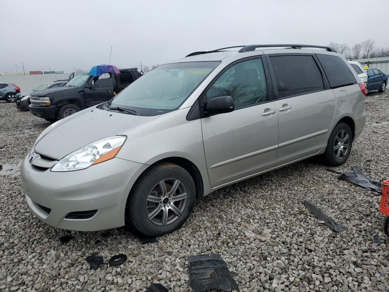 TOYOTA SIENNA 2010 5tdkk4cc6as329591