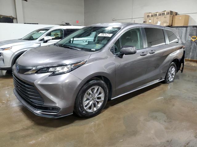 TOYOTA SIENNA LE 2022 5tdkrkec0ns075931