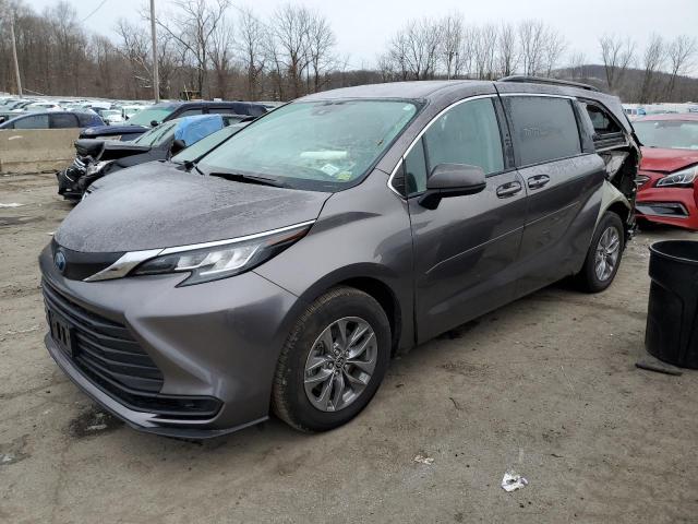 TOYOTA SIENNA LE 2022 5tdkrkec1ns075047