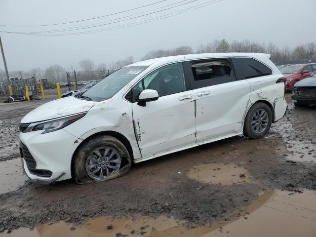 TOYOTA SIENNA LE 2022 5tdkrkec1ns075453