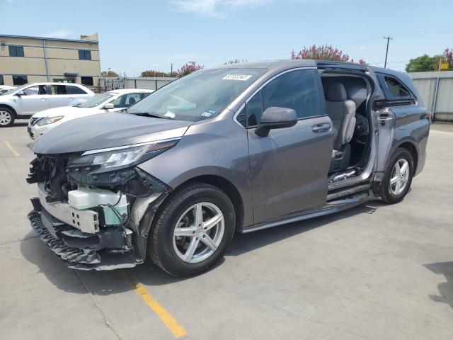 TOYOTA SIENNA LE 2022 5tdkrkec1ns086470