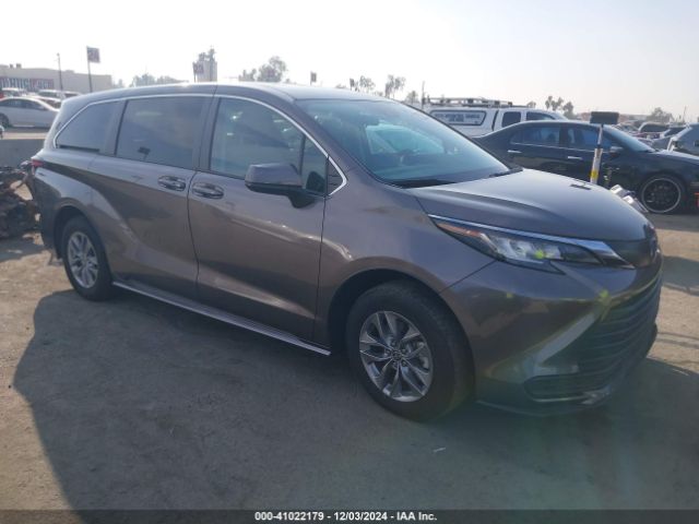 TOYOTA SIENNA 2022 5tdkrkec1ns098151