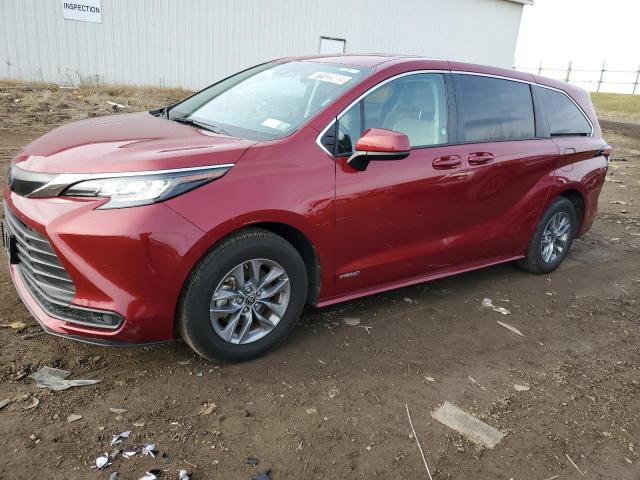 TOYOTA SIENNA LE 2021 5tdkrkec2ms043142