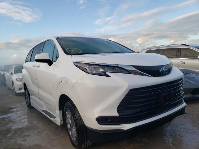 TOYOTA SIENNA LE 2022 5tdkrkec2ns093623