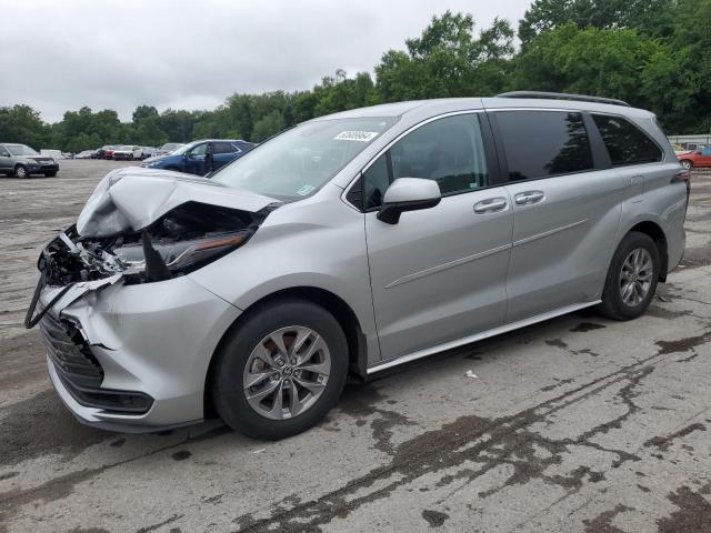 TOYOTA SIENNA LE 2022 5tdkrkec2ns124885