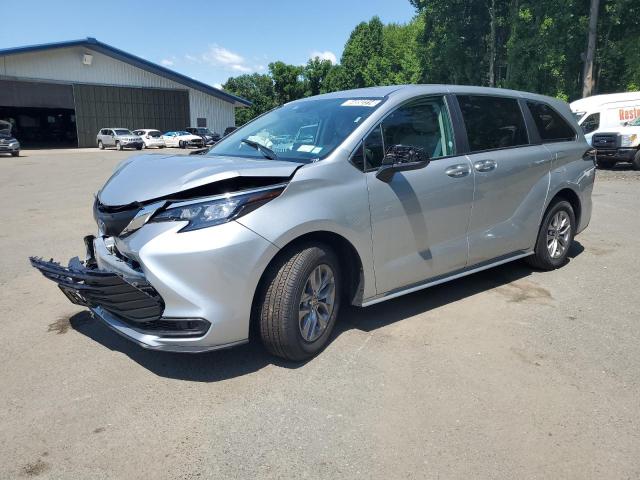 TOYOTA SIENNA LE 2024 5tdkrkec3rs209644