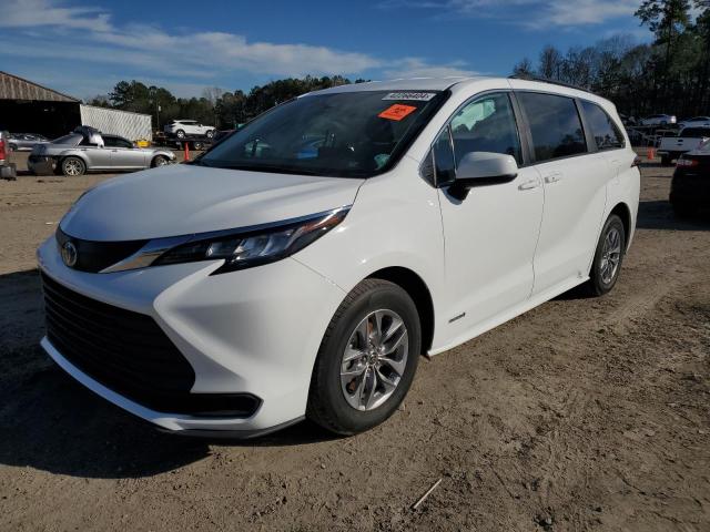 TOYOTA SIENNA LE 2021 5tdkrkec4ms006870