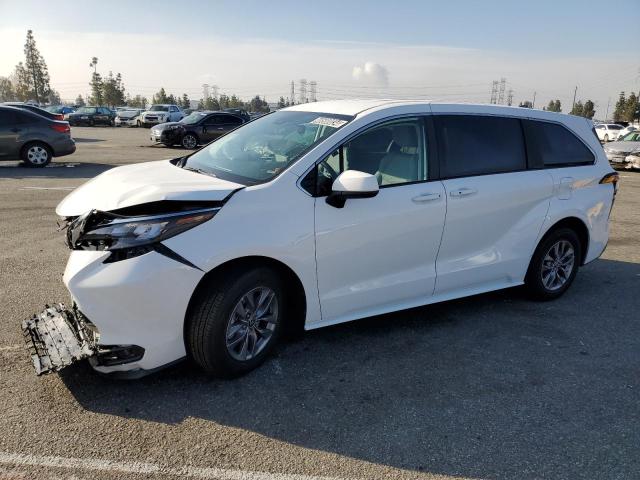 TOYOTA SIENNA LE 2024 5tdkrkec4rs187895