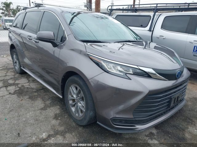 TOYOTA SIENNA 2022 5tdkrkec5ns077271