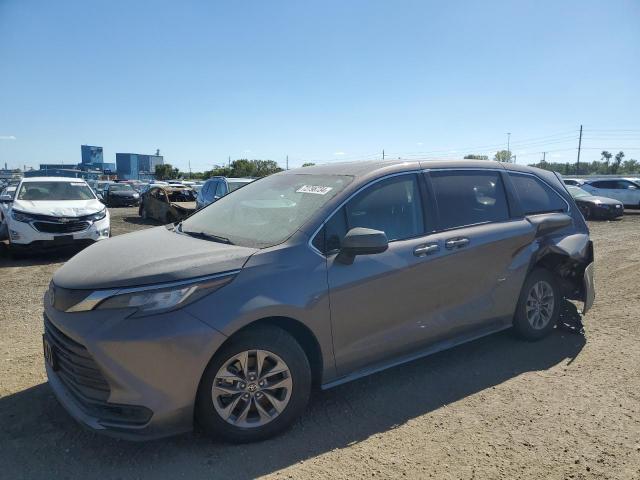 TOYOTA SIENNA LE 2022 5tdkrkec5ns091753