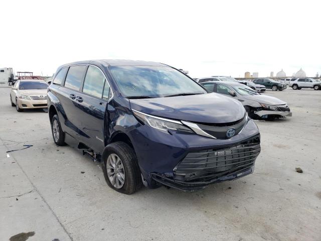 TOYOTA SIENNA LE 2022 5tdkrkec5ns099545