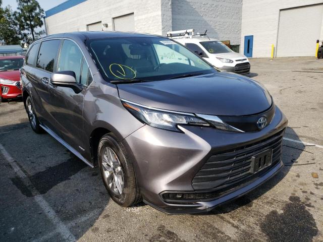 TOYOTA SIENNA LE 2021 5tdkrkec6ms042575