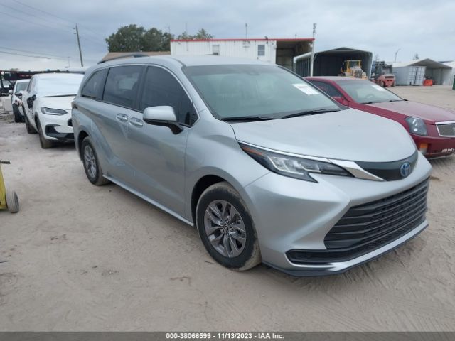 TOYOTA SIENNA 2022 5tdkrkec6ns095455