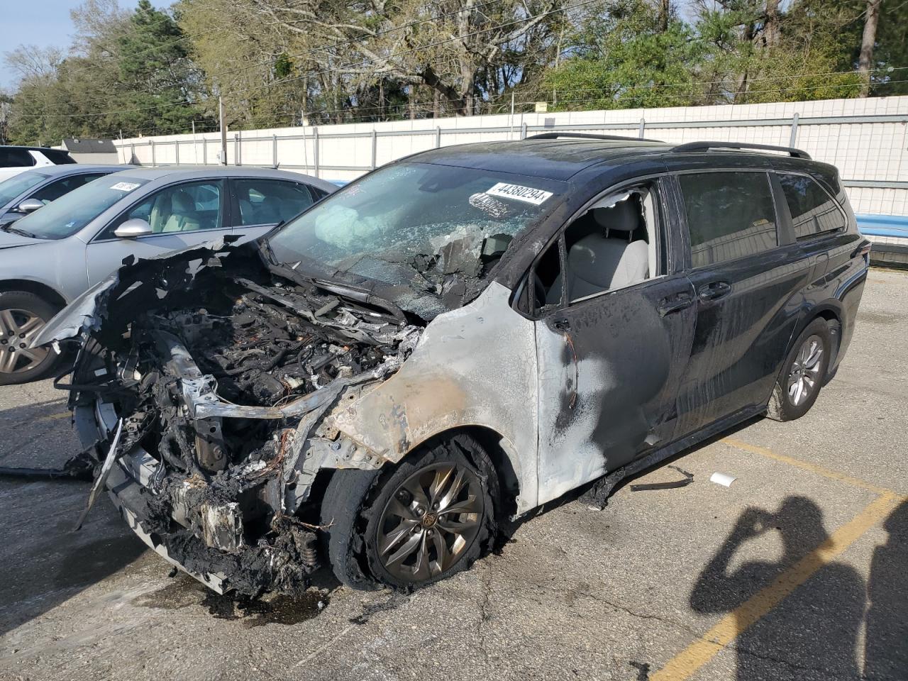 TOYOTA SIENNA 2021 5tdkrkec7ms016311