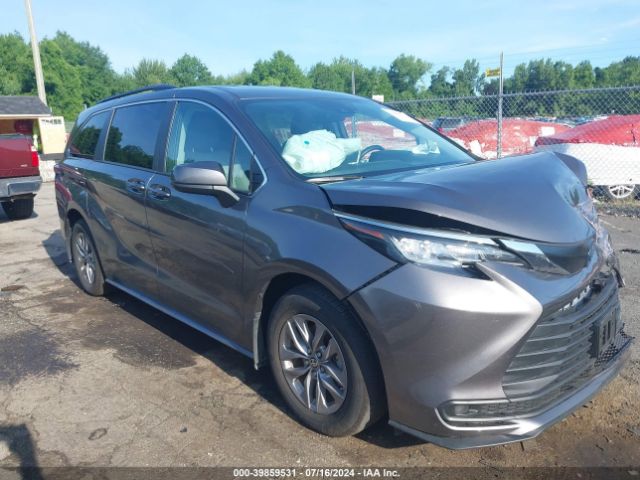 TOYOTA SIENNA 2023 5tdkrkec7ps171350