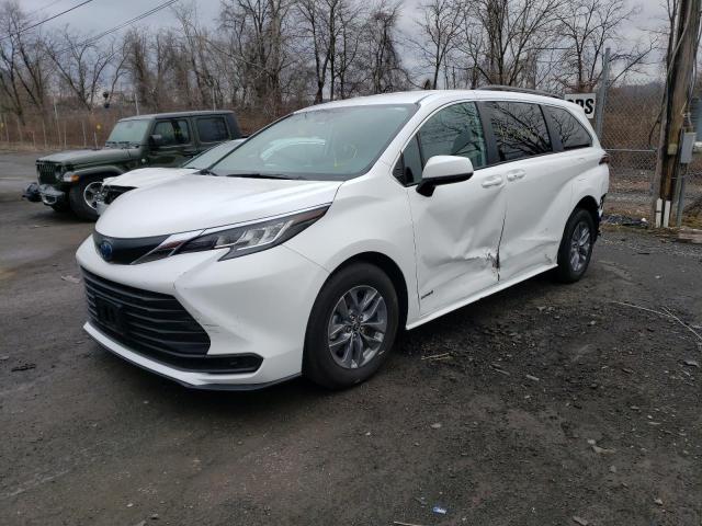 TOYOTA SIENNA LE 2021 5tdkrkec8ms060527