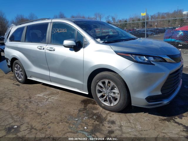 TOYOTA SIENNA 2023 5tdkrkec8ps172751