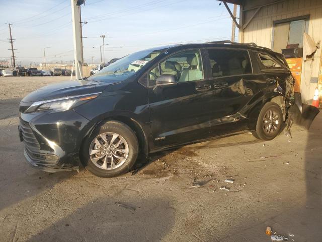 TOYOTA SIENNA LE 2021 5tdkrkec9ms017234