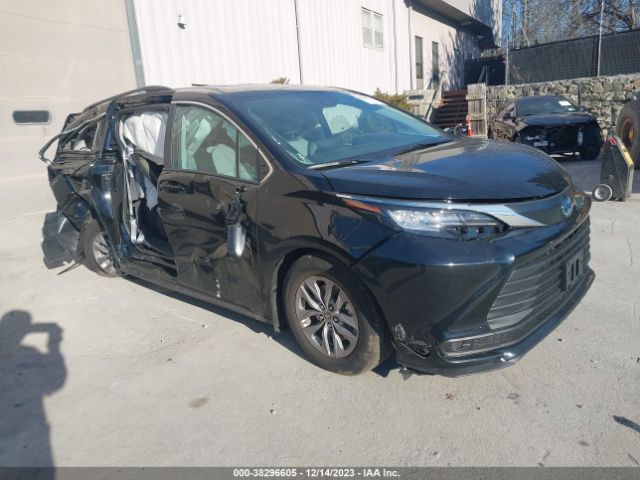 TOYOTA SIENNA 2023 5tdkrkec9ps173584