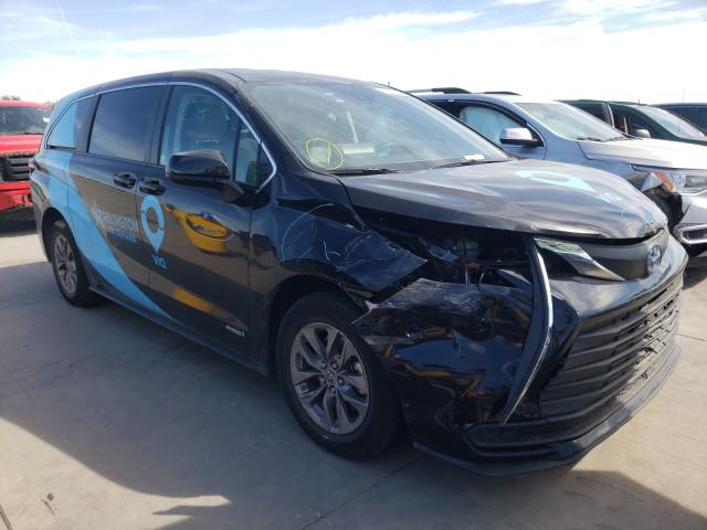 TOYOTA SIENNA LE 2021 5tdkrkecxms017761