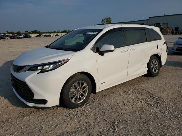 TOYOTA SIENNA LE 2021 5tdkrkecxms023916