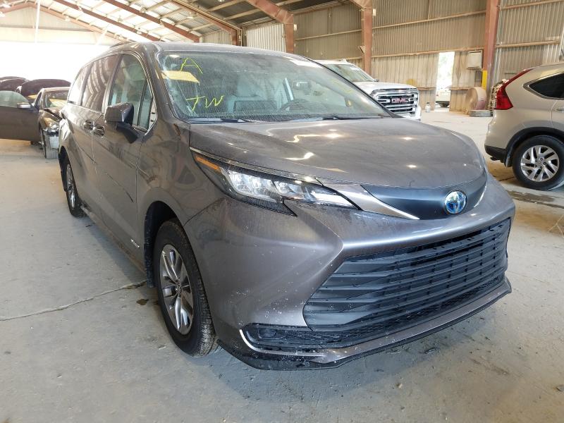 TOYOTA SIENNA LE 2021 5tdkrkecxms039436