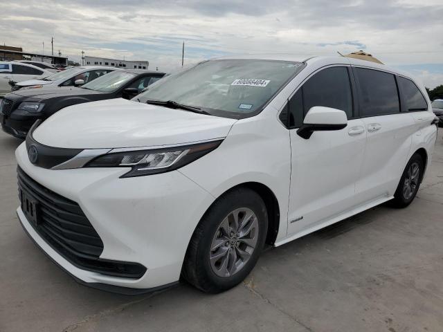 TOYOTA SIENNA LE 2021 5tdkrkecxms058293