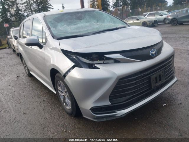 TOYOTA SIENNA 2022 5tdkrkecxns109650