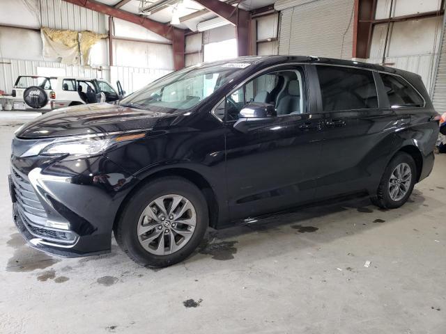 TOYOTA SIENNA LE 2022 5tdkrkecxns117926