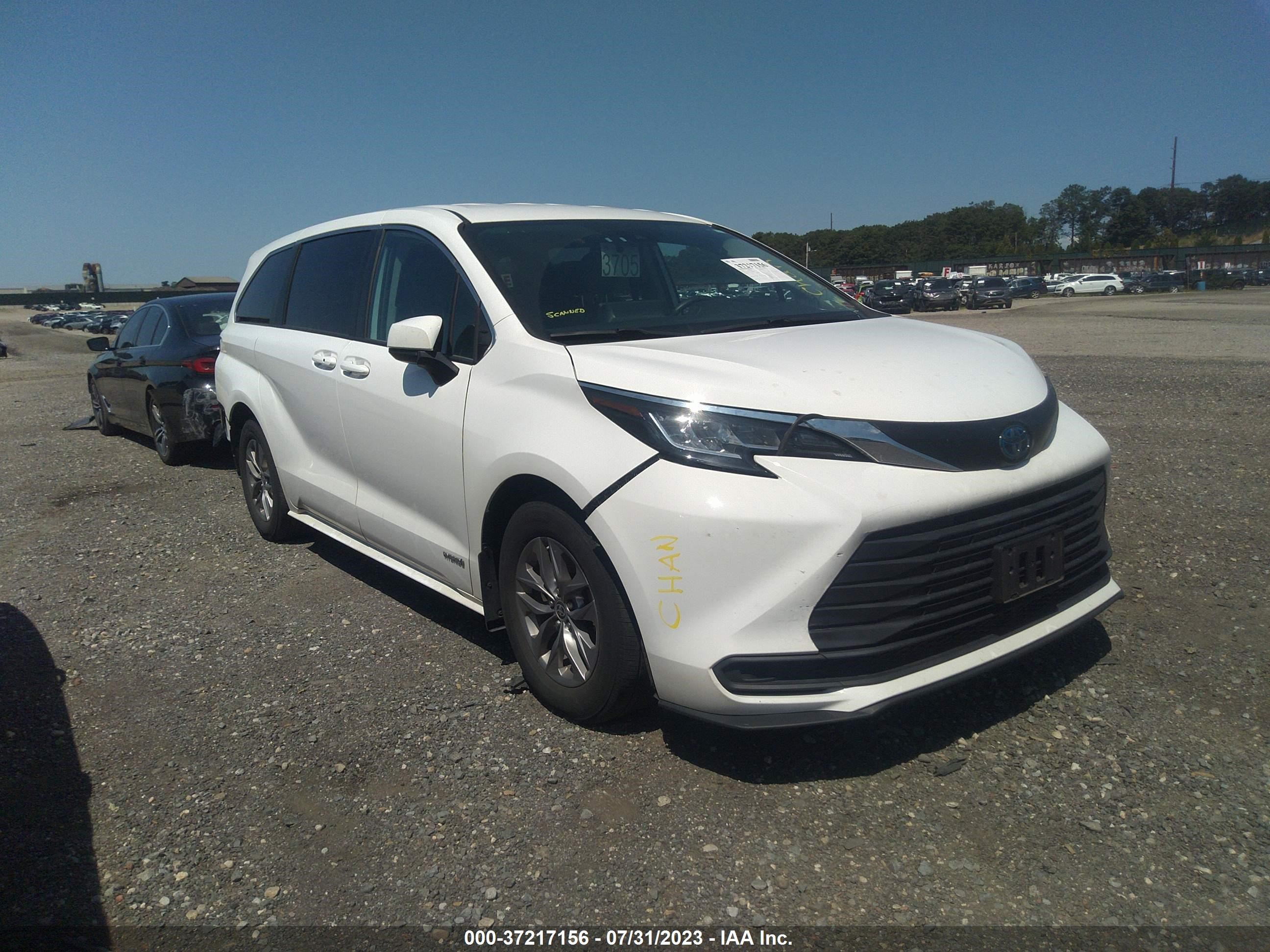 TOYOTA SIENNA 2021 5tdkskfc3ms016454