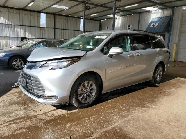 TOYOTA SIENNA LE 2023 5tdkskfc4ps080989