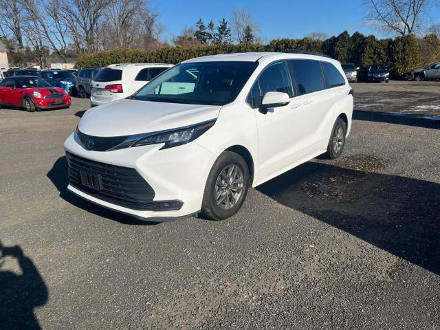 TOYOTA SIENNA LE 2022 5tdkskfc5ns043723