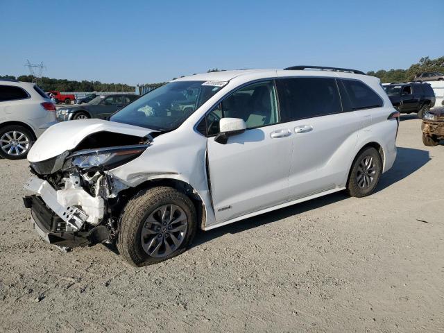 TOYOTA SIENNA LE 2021 5tdkskfc9ms031721