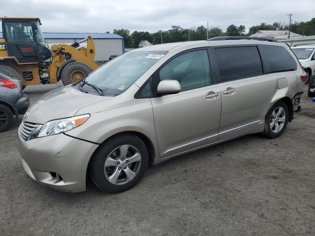 TOYOTA SIENNA LE 2017 5tdkz3dc0hs781678