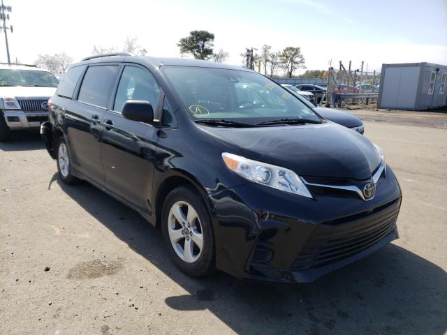 TOYOTA SIENNA LE 2018 5tdkz3dc0js905728