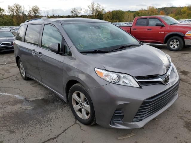 TOYOTA SIENNA LE 2018 5tdkz3dc0js934081